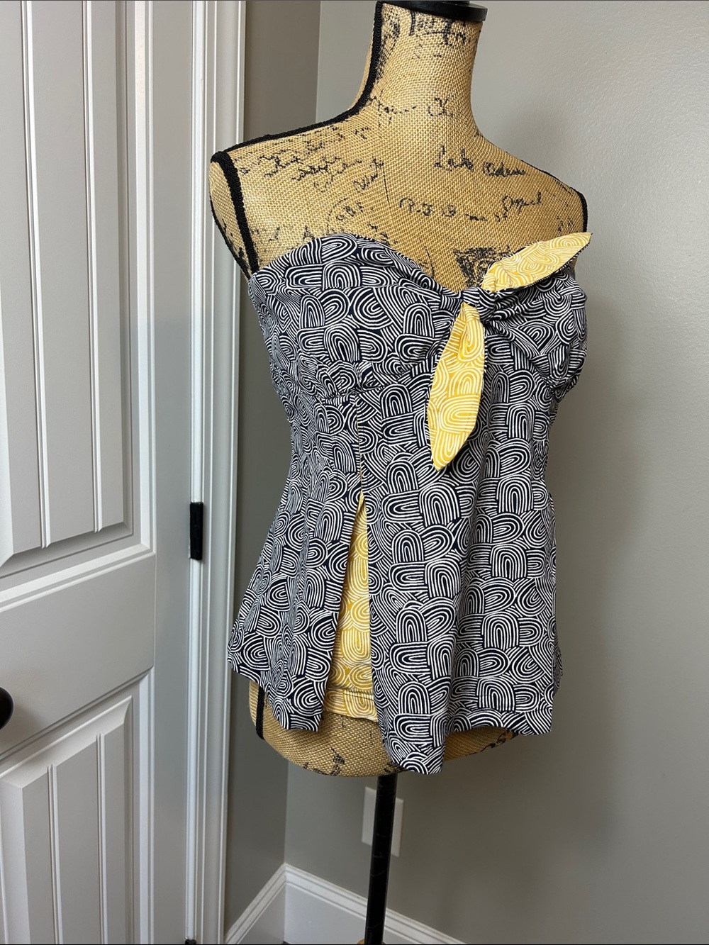 Anthropologie Odille strapless top size 12 - Picture 3 of 10